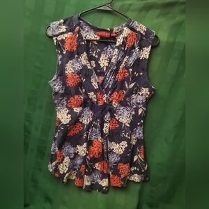 Large Short Sleeve No Sleeve Red White Blue Flower Shirt Top